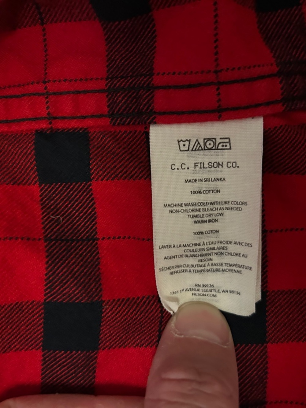 C.C. Filson Co. Red Black Plaid Flannel Cotton Men's Belted Robe Long Sleeve - Picture 3 of 3